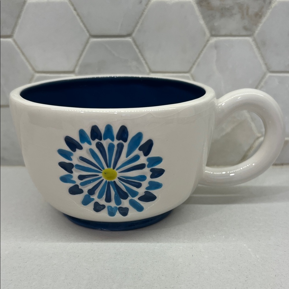 Starbucks Flower Mug 2007 White Blue Hand Painted Design Daisy Yellow 14oz